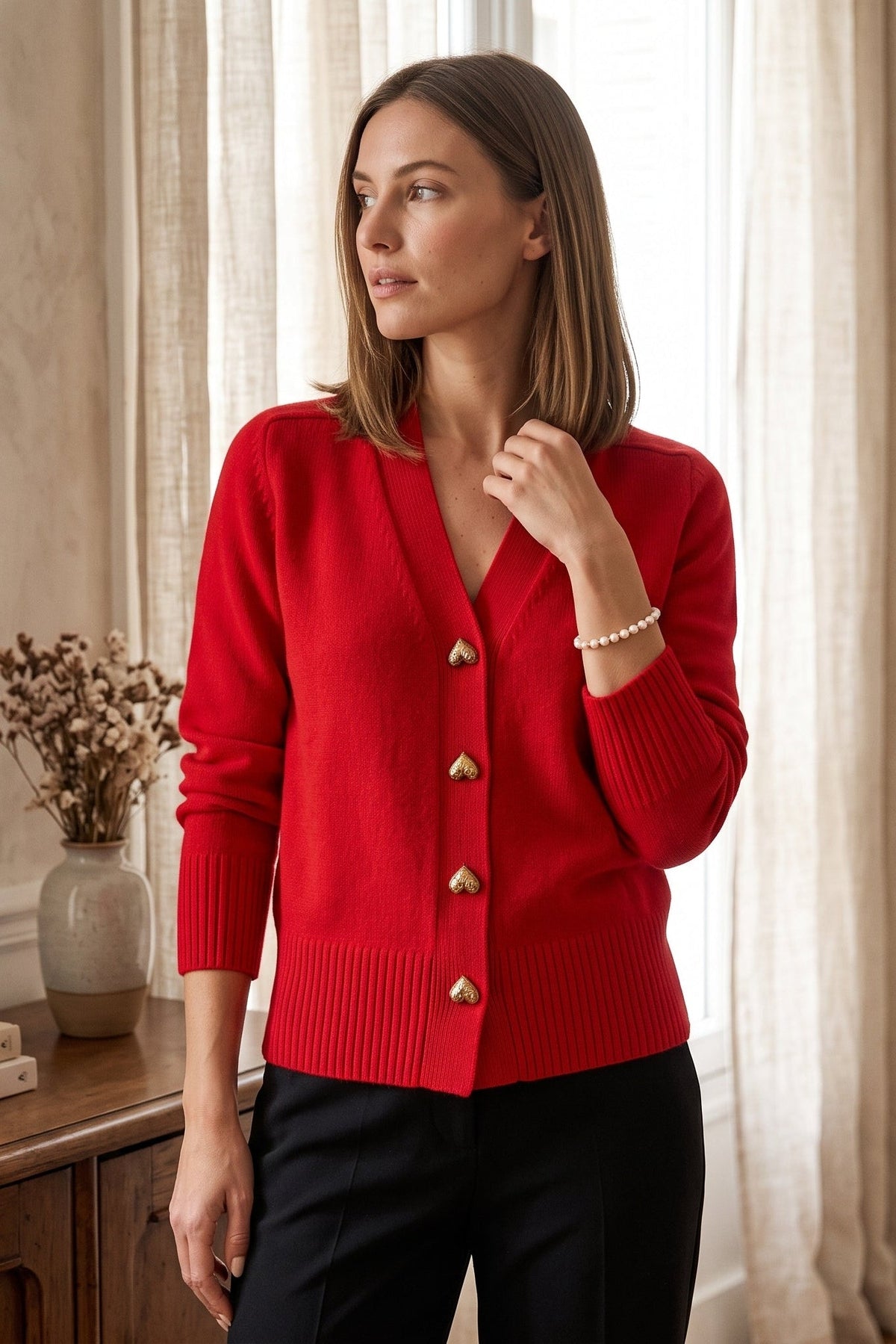 Cardigan Élégant à Col V avec Boutons en Forme de Cœur