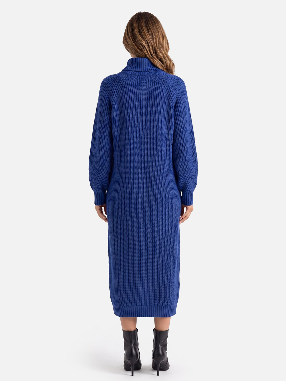 Robe pull col roulé pour femmes