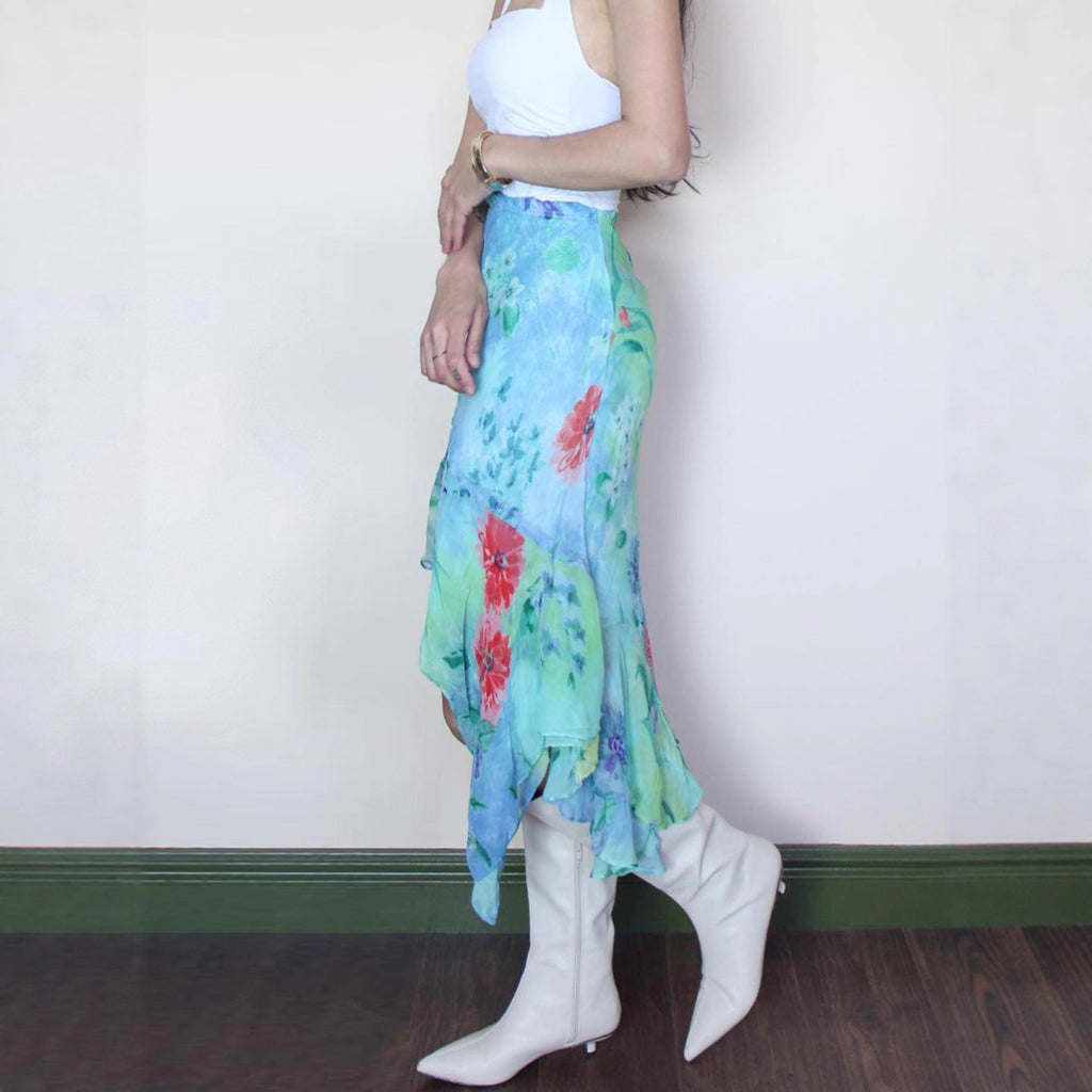 Jupe portefeuille pour femmes avec design floral et finition en volants volumineux - Heidi Mode