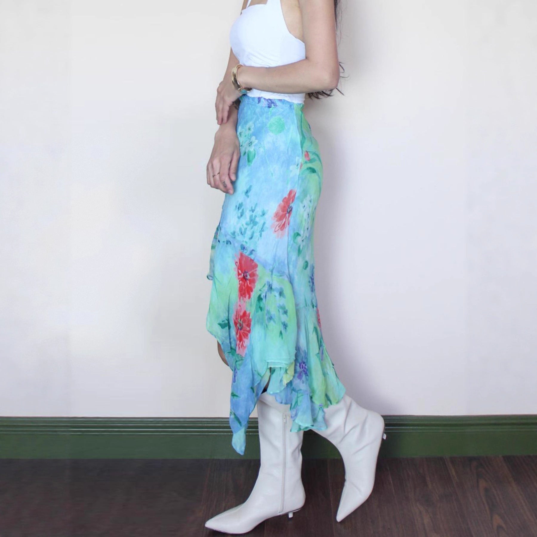 Jupe portefeuille pour femmes avec design floral et finition en volants volumineux - Heidi Mode