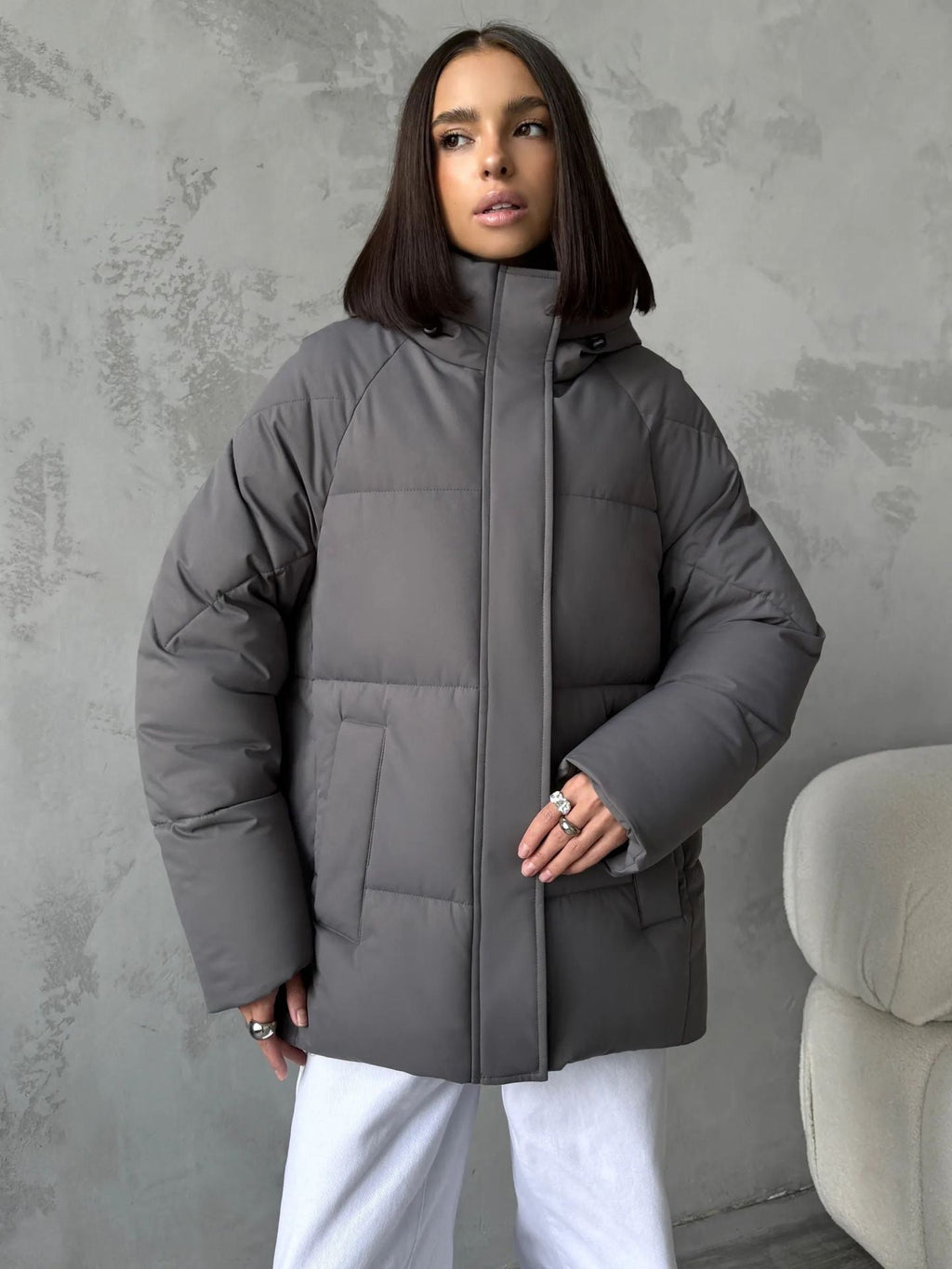 Veste matelassée oversize pour femmes avec capuche et poches intégrées