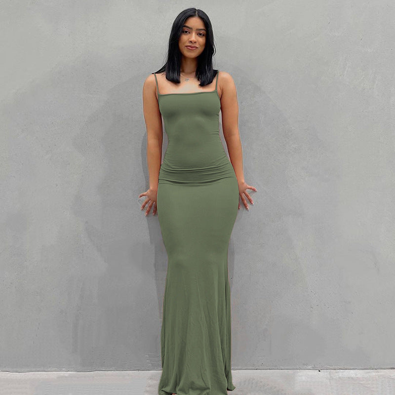 Robe maxi en jersey ajustée pour femmes avec drapés cintrés, manches longues et ourlet évasé Echoarchiv