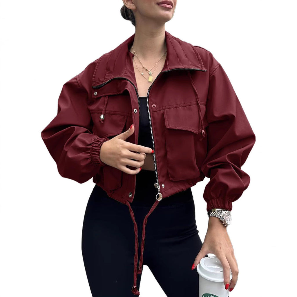 Veste courte féminine élégante et sportive