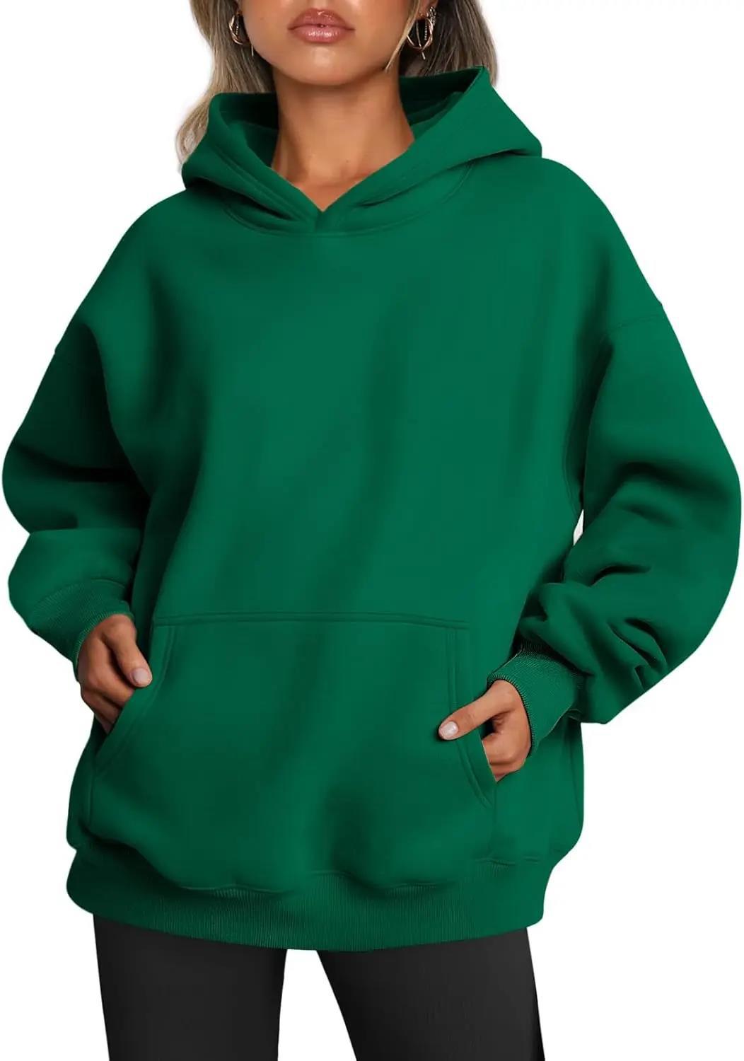 Sweat à capuche oversized pour femmes avec silhouette allongée et poche kangourou Echo Archiv