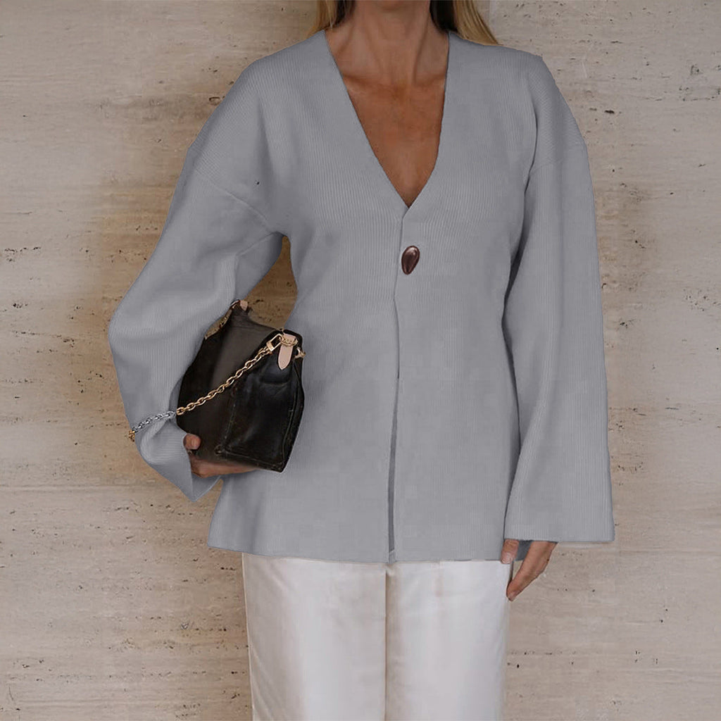Cardigan fin ajusté pour dames avec décolleté en V, bouton décoratif et fente frontale Echo Archiv
