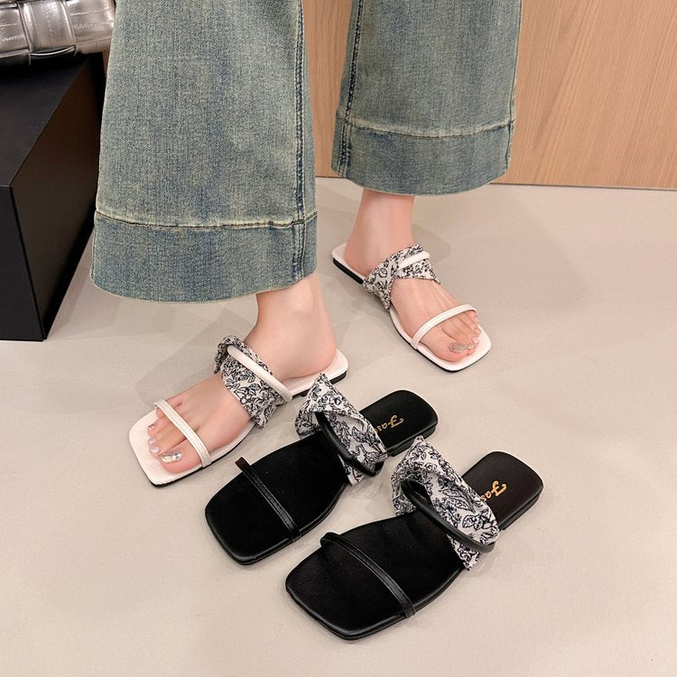 Sandales à lanières pour femmes avec élégant bracelet de cheville et lacets stylisés R&B