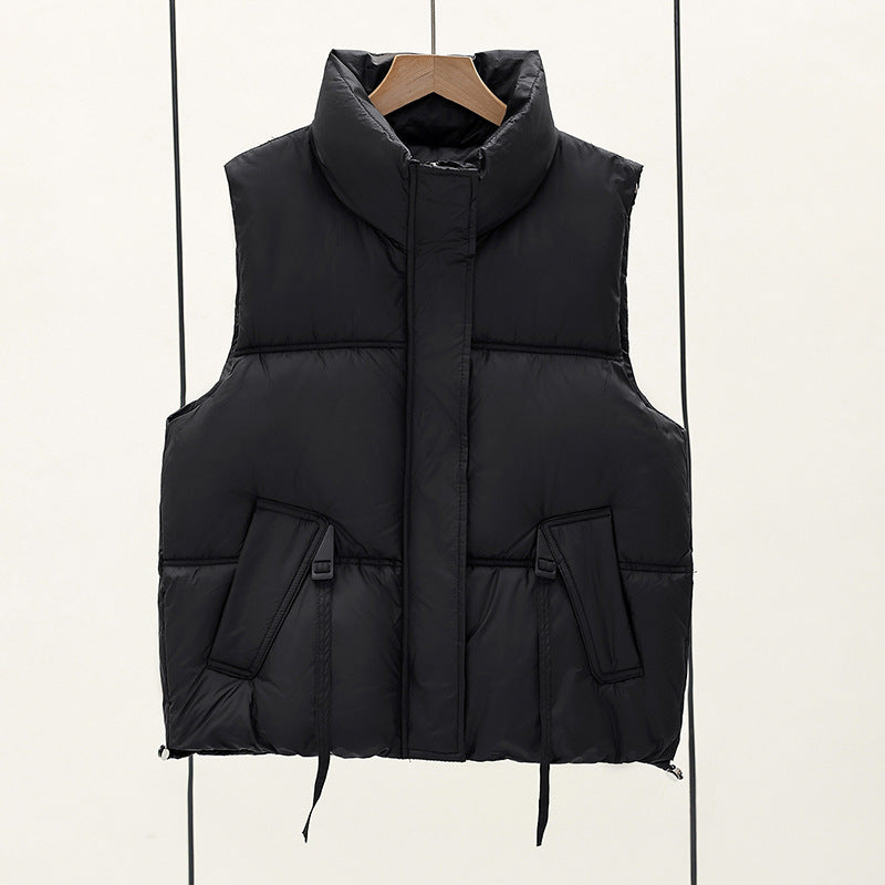 Veste d'isolation minimaliste pour femmes, courte, avec col montant, fermeture frontale à deux sens cachée et ourlet ajustable Echo Archiv