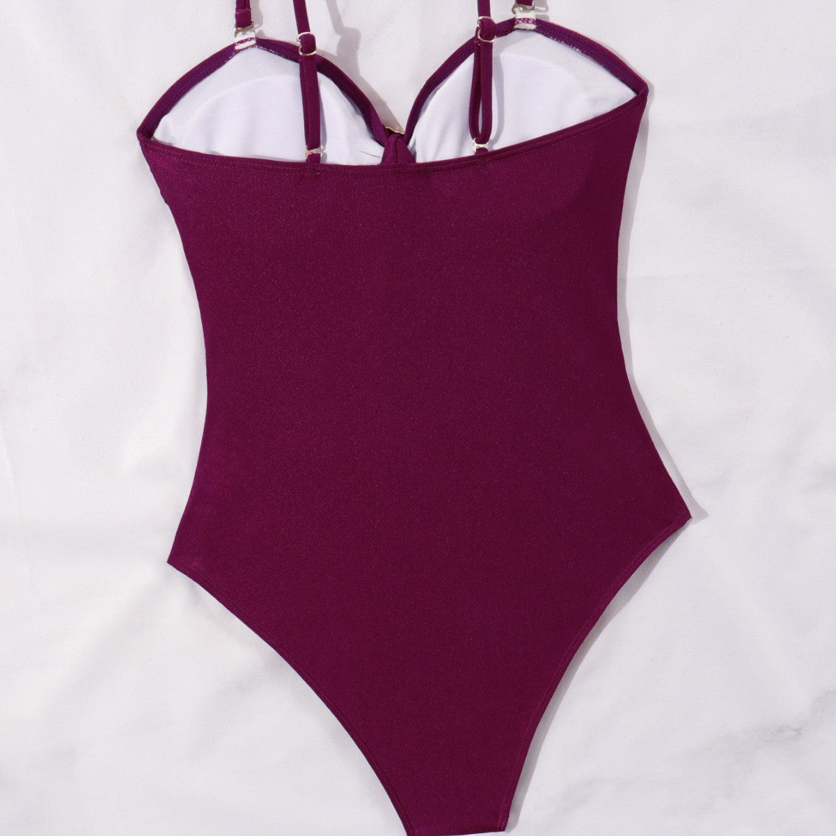 Maillot de bain une pièce pour femmes avec des détails de lacet raffinés R&B