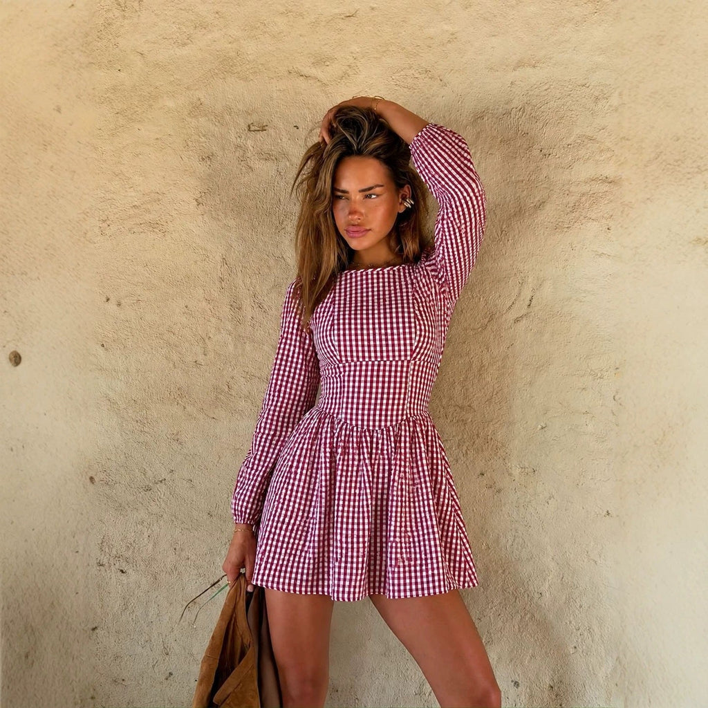 Robe mini ajustée à carreaux Vichy pour femmes avec manches longues, couture cintrée et jupe volumineuse Echo Archiv