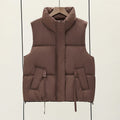 Veste d'isolation minimaliste pour femmes, courte, avec col montant, fermeture frontale à deux sens cachée et ourlet ajustable Echo Archiv