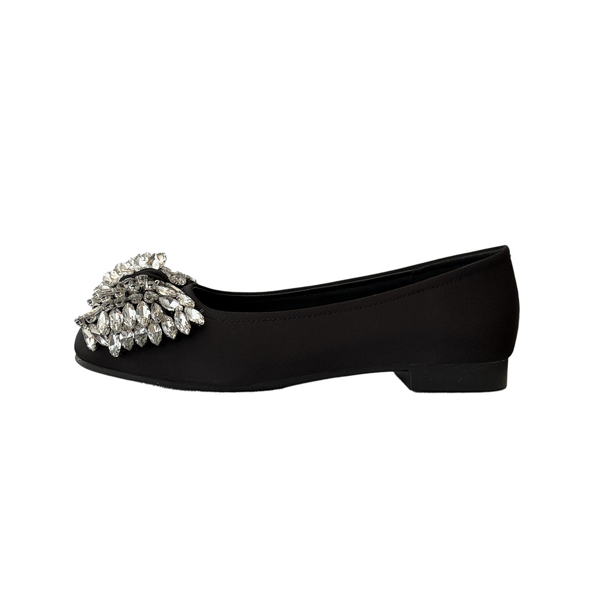 Ballerines élégantes pour femmes avec détail en bijou scintillant R&B