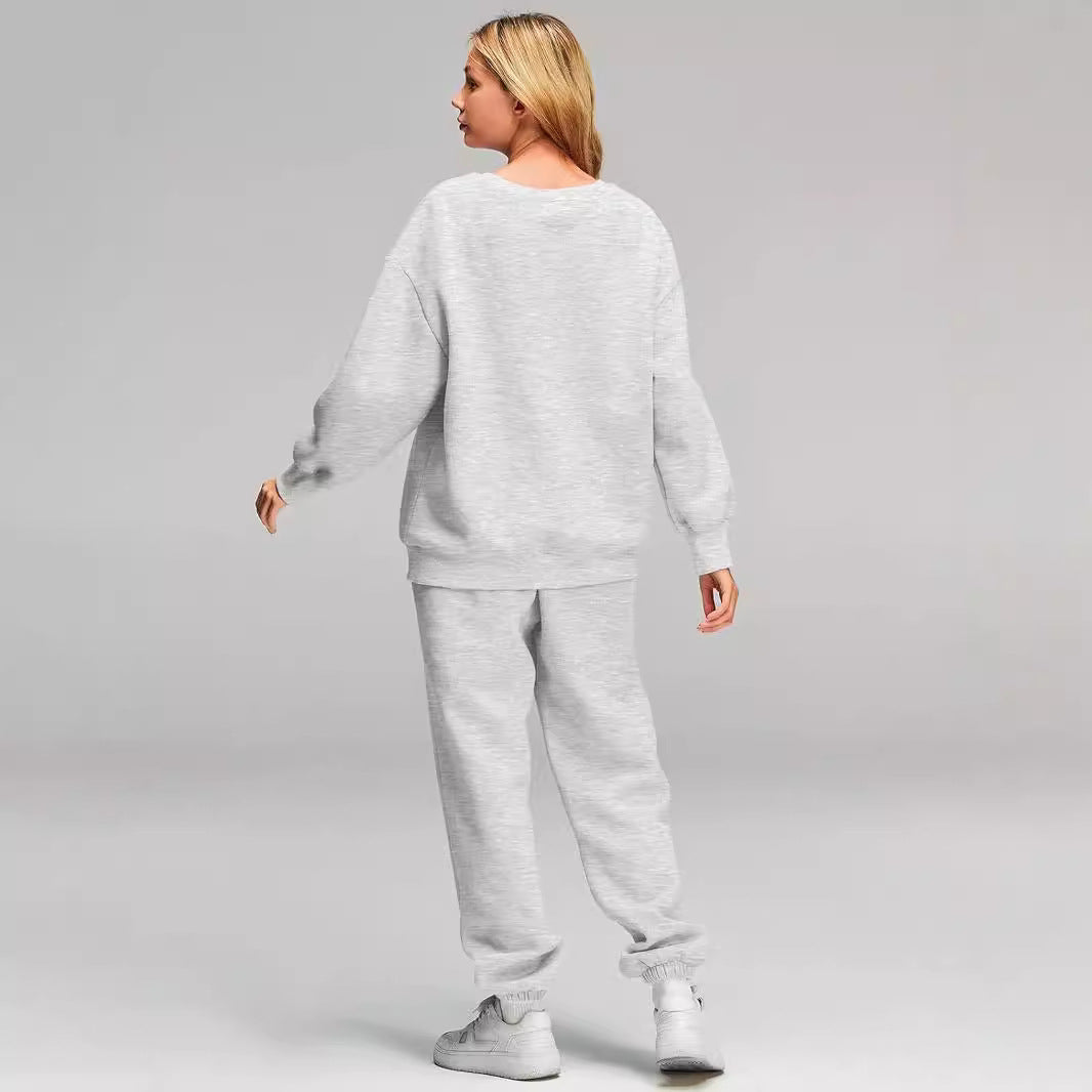 Ensemble de loungewear Relaxed pour femmes avec sweat-shirt oversize à col rond et pantalon de jogging taille haute ajusté en French Terry Echo Archiv