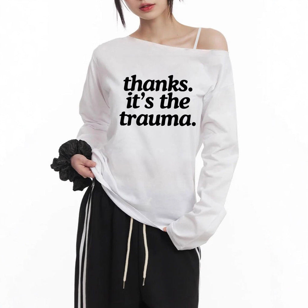 Chemisier court à manches longues off-shoulder pour femmes avec impression statement, décolleté asymétrique et coupe oversize Echo Archiv