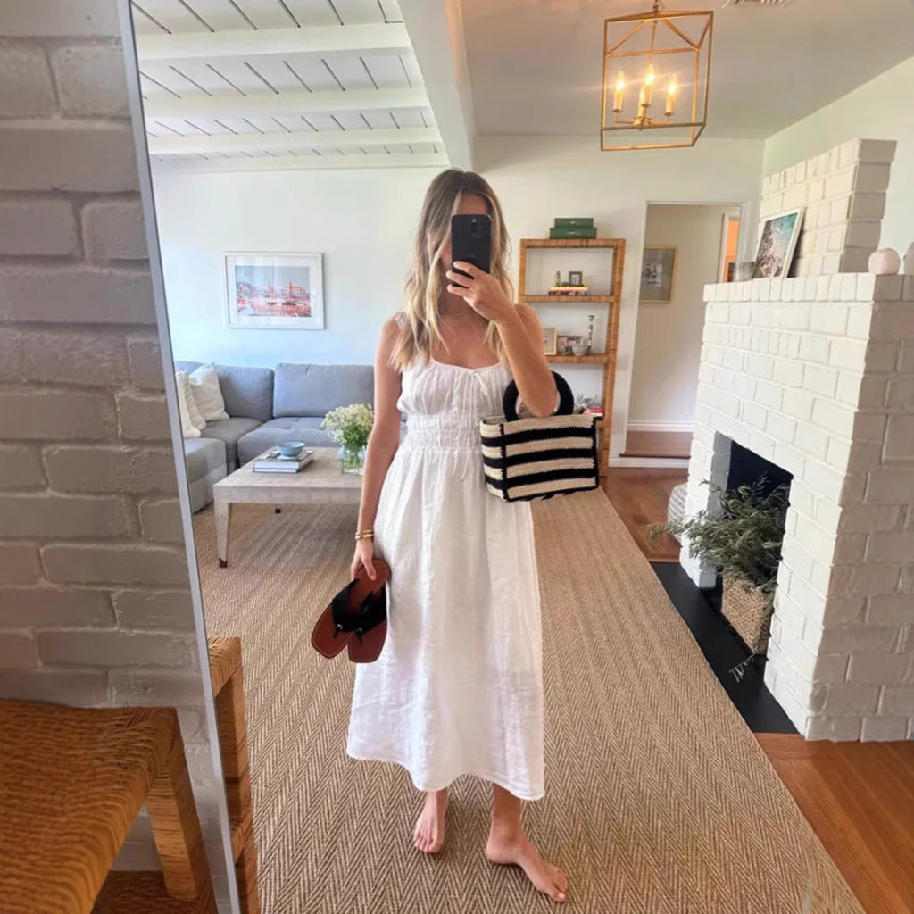 Robe midi en look lin avec bustier froncé, taille élastique et larges bretelles R&B