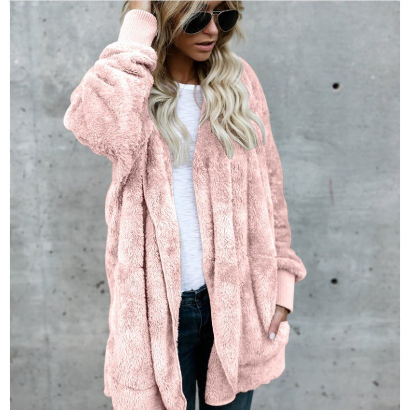 Manteau en Teddy‑Fleece oversize pour femmes avec ouverture frontale, poches latérales et bords côtelés Echo Archive