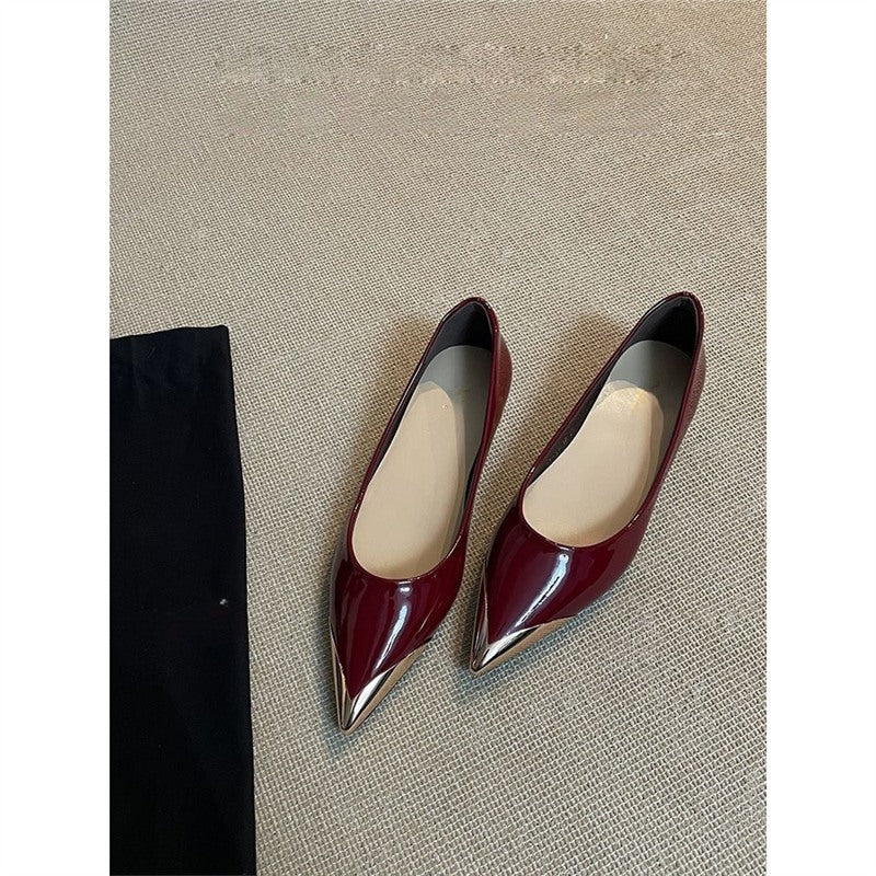 Ballerines élégantes à talons pointus pour femmes avec accent métallique brillant R&B