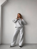 Ensemble de polo-sweat et de jogging Relax-Fit pour femmes en French Terry