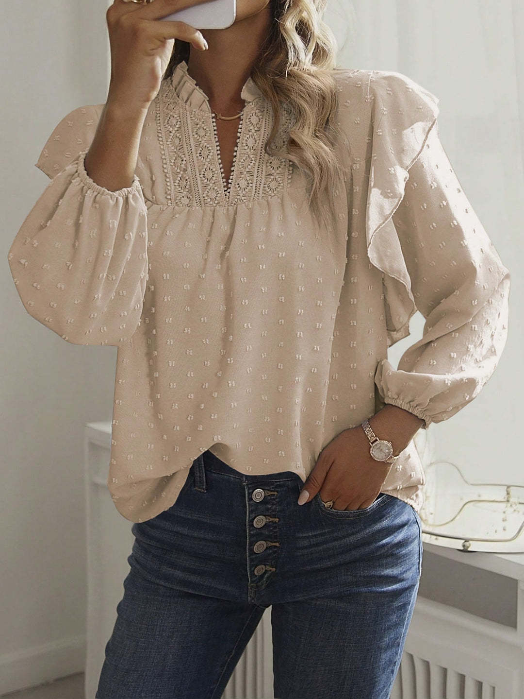 Blouse en viscose pour femmes avec broderie en dentelle et manches volantées