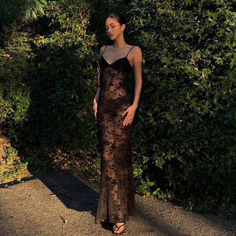 Robe Maxi Élégante en Dentelle pour Femmes avec Bretelles Fines et Effet Transparent Heidi-Mode