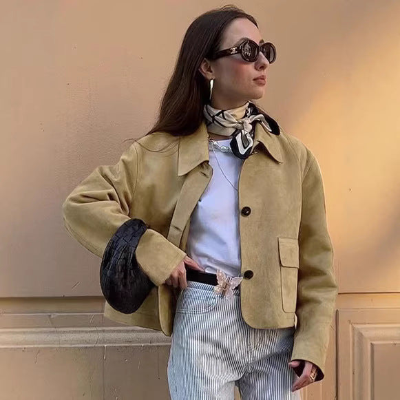 Veste en daim courte pour femmes