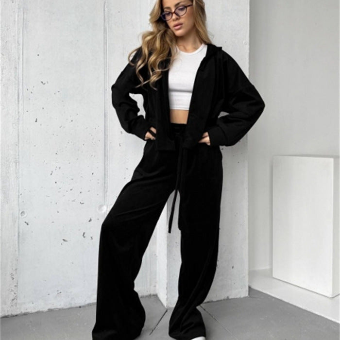 Ensemble de survêtement en velours doux pour femmes avec capuche, fermeture éclair et jambes larges Echo Archiv