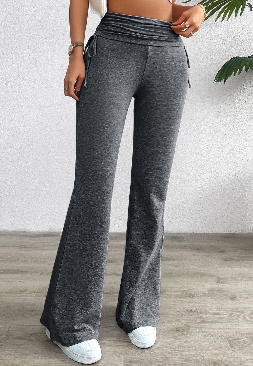 Pantalon Palazzo-Lounge pour femmes en jersey doux avec ceinture repliée, cordons latéraux et jambe évasée Echo Archiv