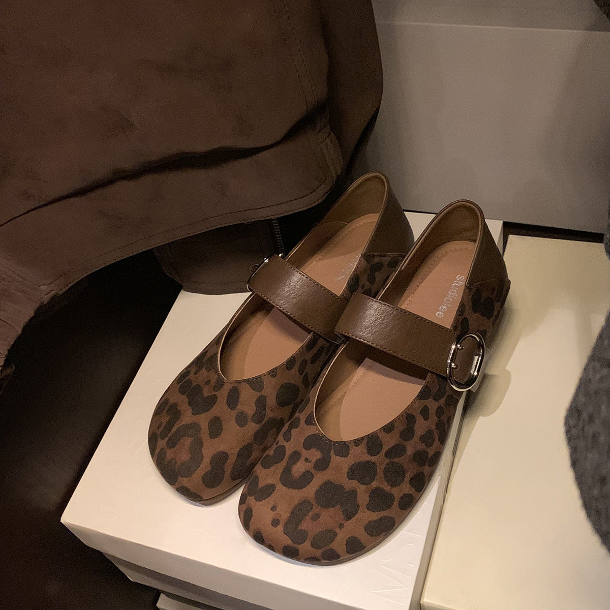 Mocassins à brides confortables pour femmes avec une coupe élégante et une semelle intérieure confortable R&B
