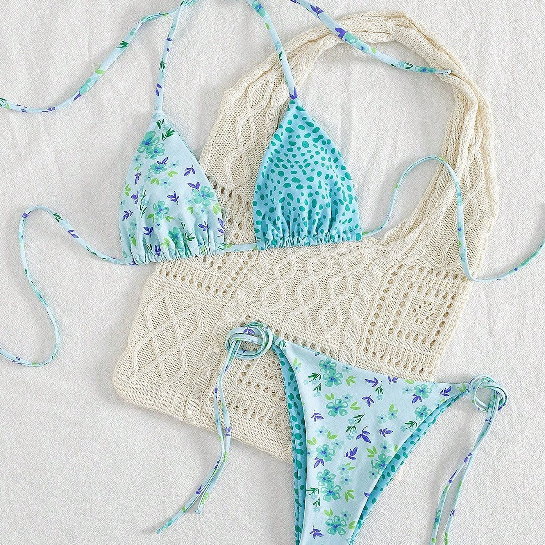 Ensemble de bikini triangle pour femmes avec jolis motifs floraux R&B
