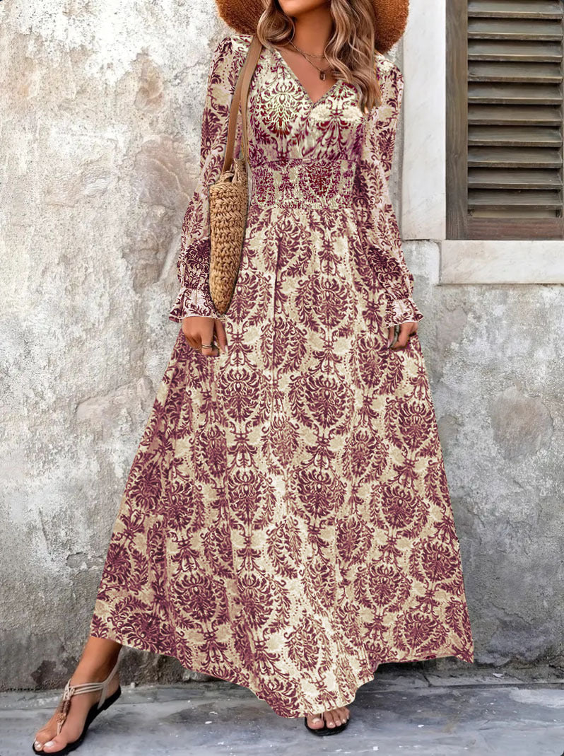 Robe maxi fluide pour femmes avec taille smockée froncée, manches trompette et imprimé ornemental Echoarchiv