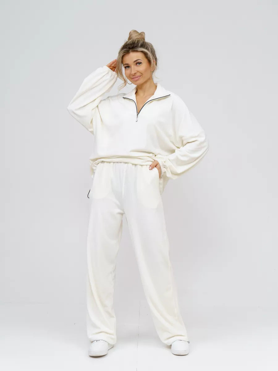 Ensemble de lounge en velours deux pièces pour femmes avec capuche et pantalon à taille élastique