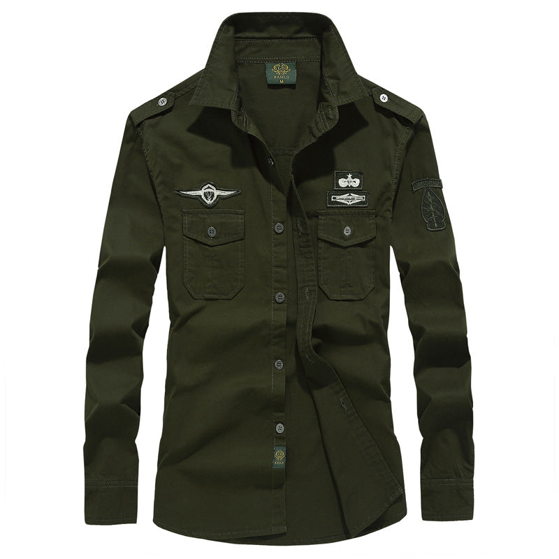 Chemise utilitaire pour hommes inspirée par le militaire en mélange de coton avec épaulettes, poches poitrine et patchs emblématiques Echo Archiv