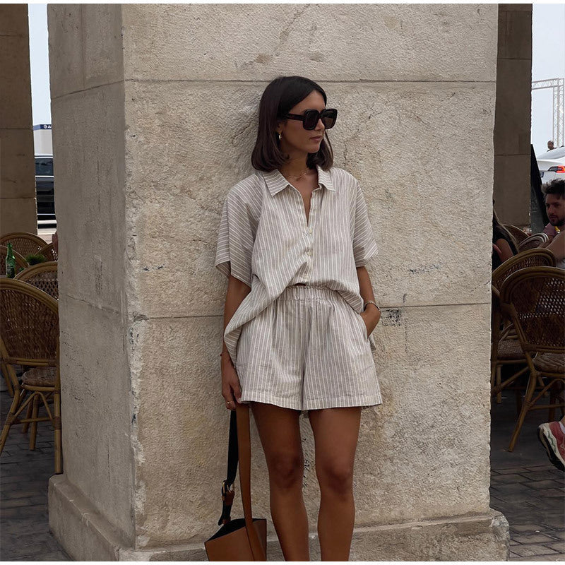 Ensemble Deux Pièces Avec Chemise Ample Et Short Taille Haute Pour Femme | Idéal Pour L’Été