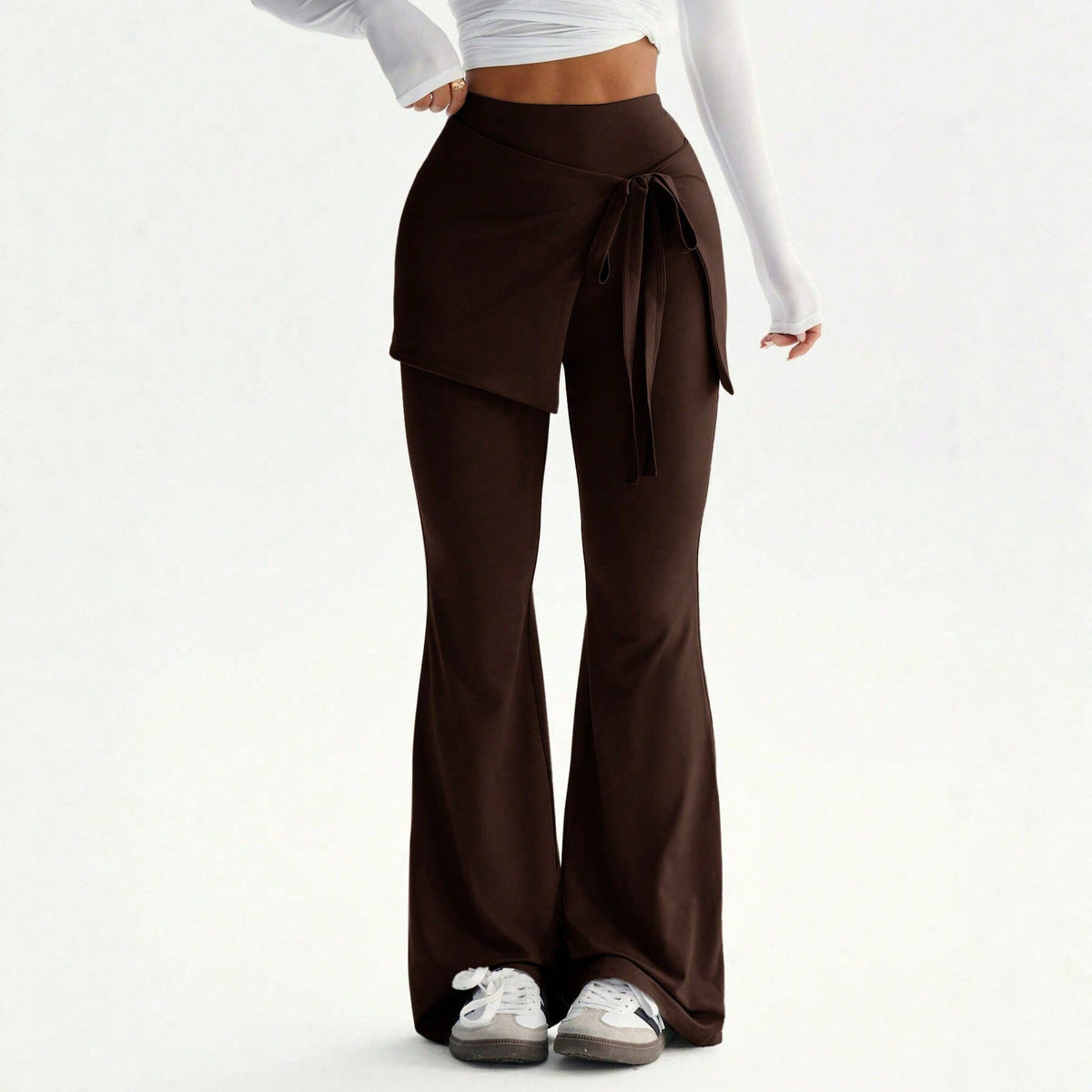 Pantalon à taille haute pour femmes avec superposition de jupe portefeuille et nœud à la taille