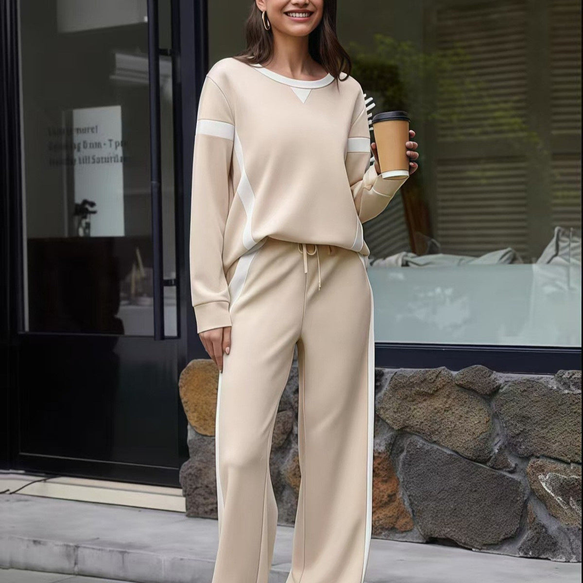 Ensemble lounge pour femmes en jersey doux avec jambes larges et bandes contrastées