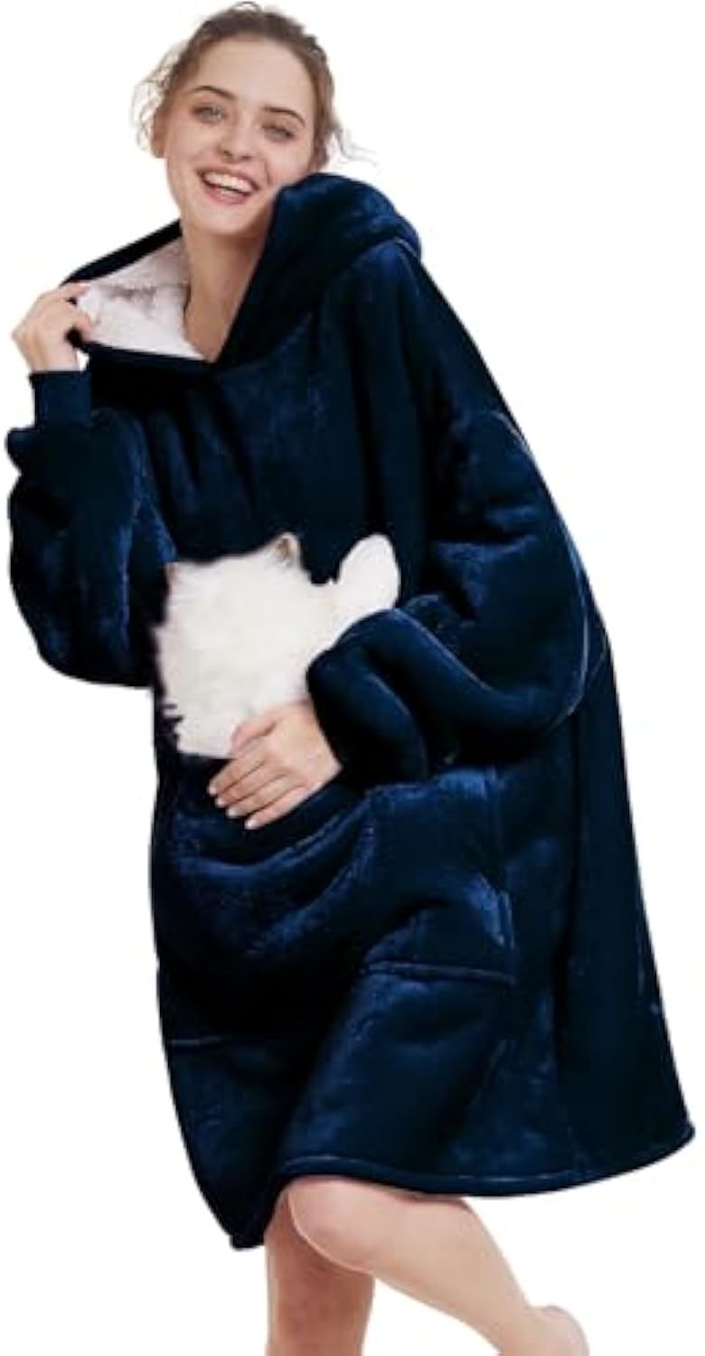 Couverture à capuche oversize en microfibre avec doublure en Sherpa