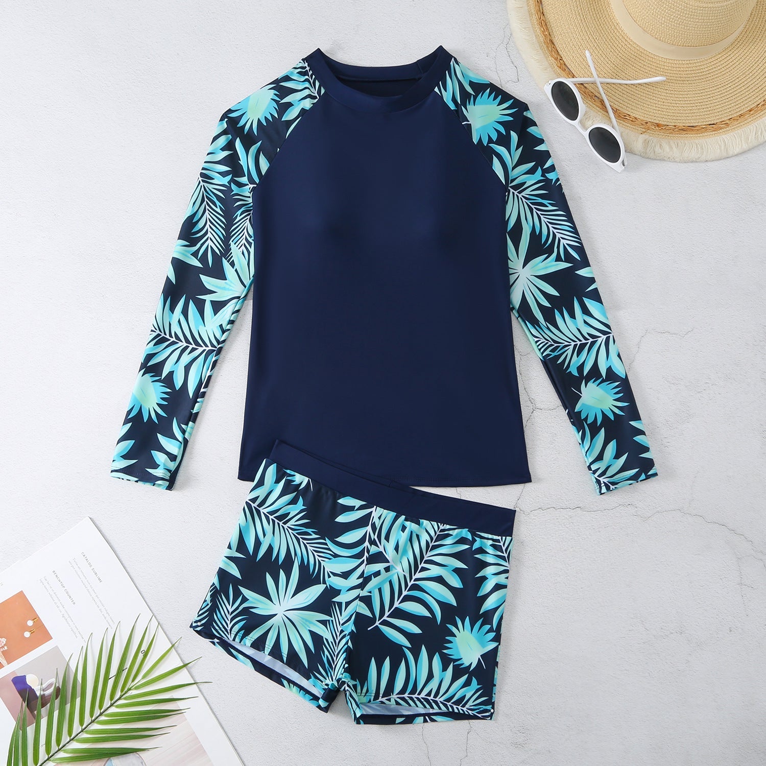 Rashguard à manches longues pour femmes avec design floral et shorts confortables Echo Archiv