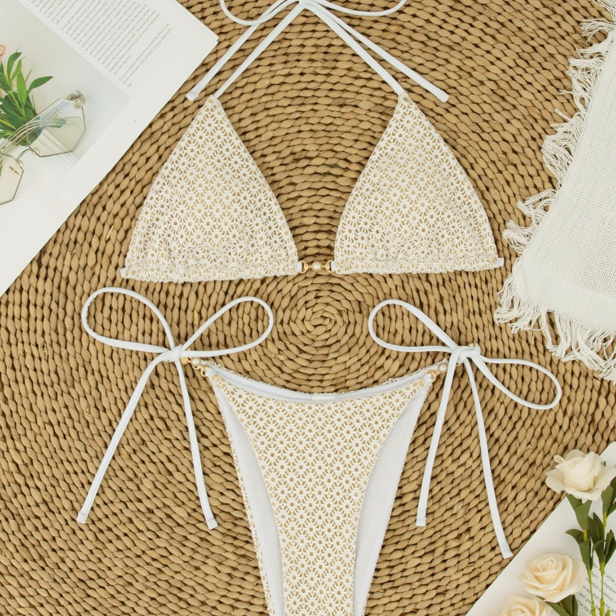 Bikini triangle femme avec perles décoratives Echo Archiv
