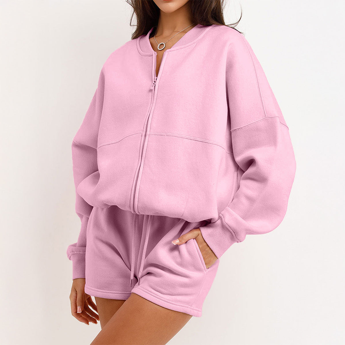 Ensemble de sweat à deux pièces pour femmes avec veste oversized à fermeture éclair et shorts taille haute élastiques Echo Archiv