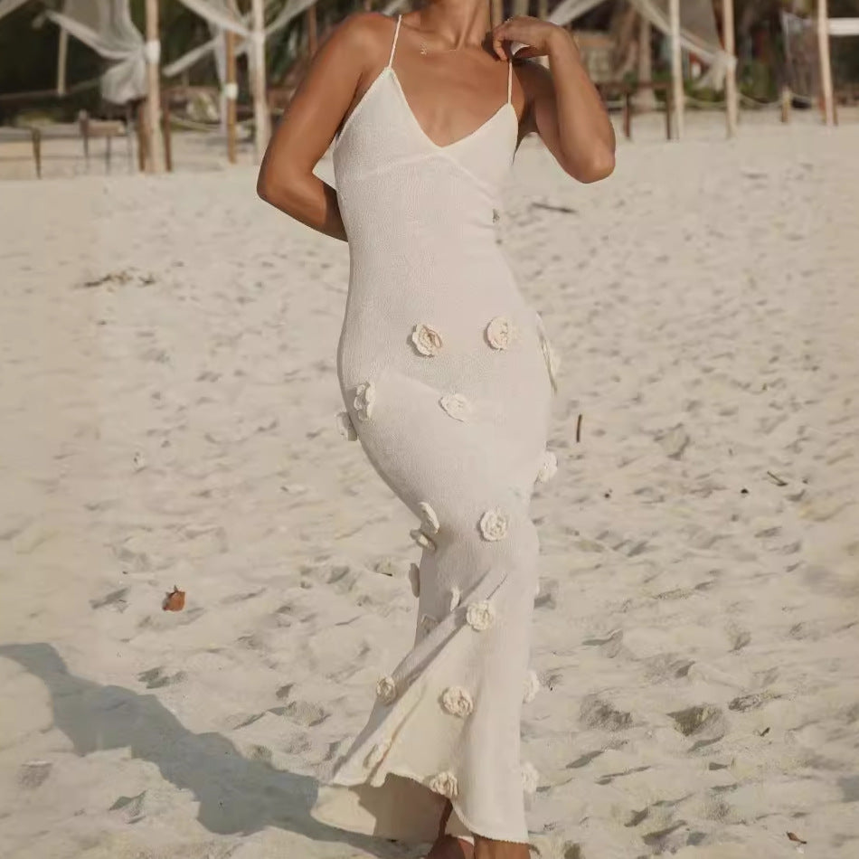 Robe maxi élégante et scintillante pour femmes avec des appliques florales R&B