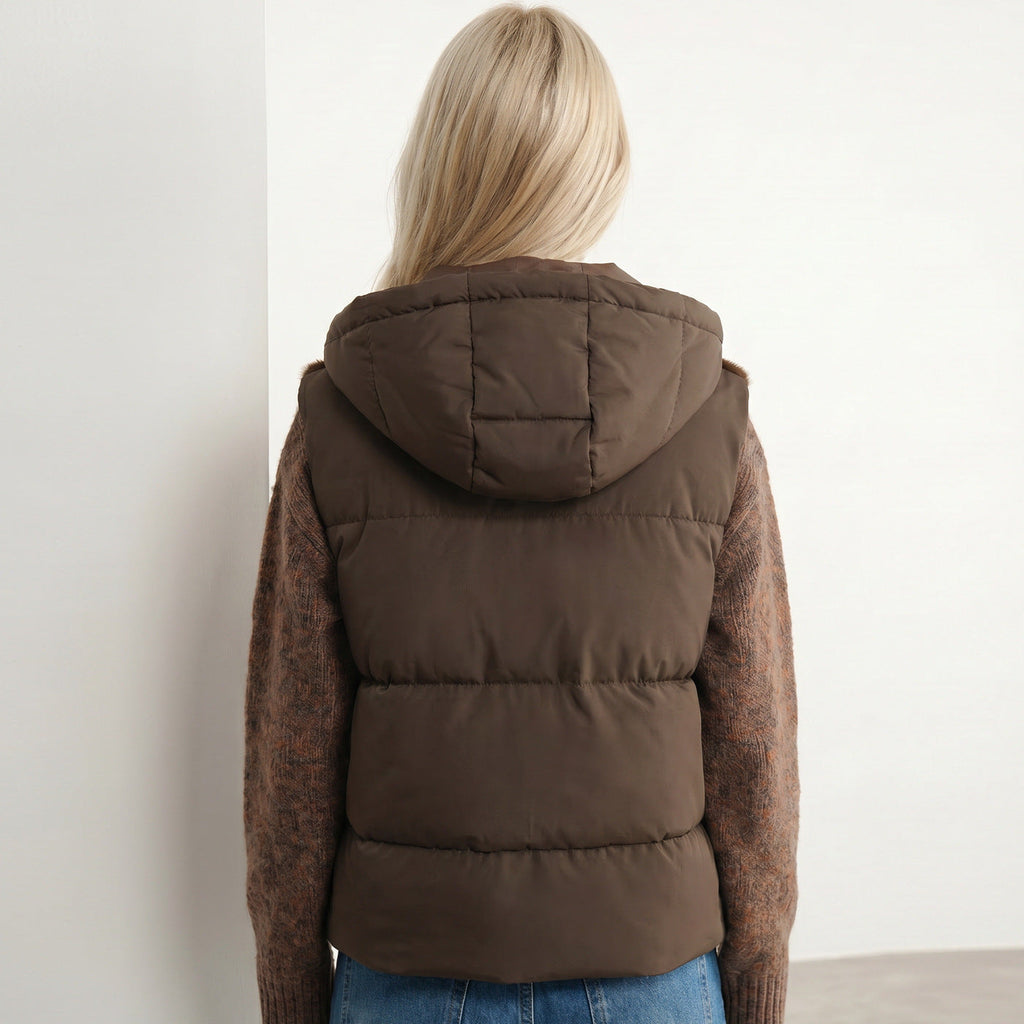 Gilet matelassé en fausse fourrure pour femmes avec capuche, fermeture éclair et rembourrage chaud Echo Archiv