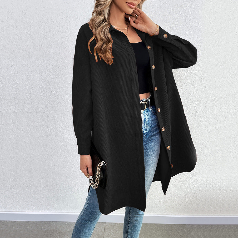 Veste chemise longue oversize en velours côtelé pour femmes avec boutonnière et col chemise Echo Archiv