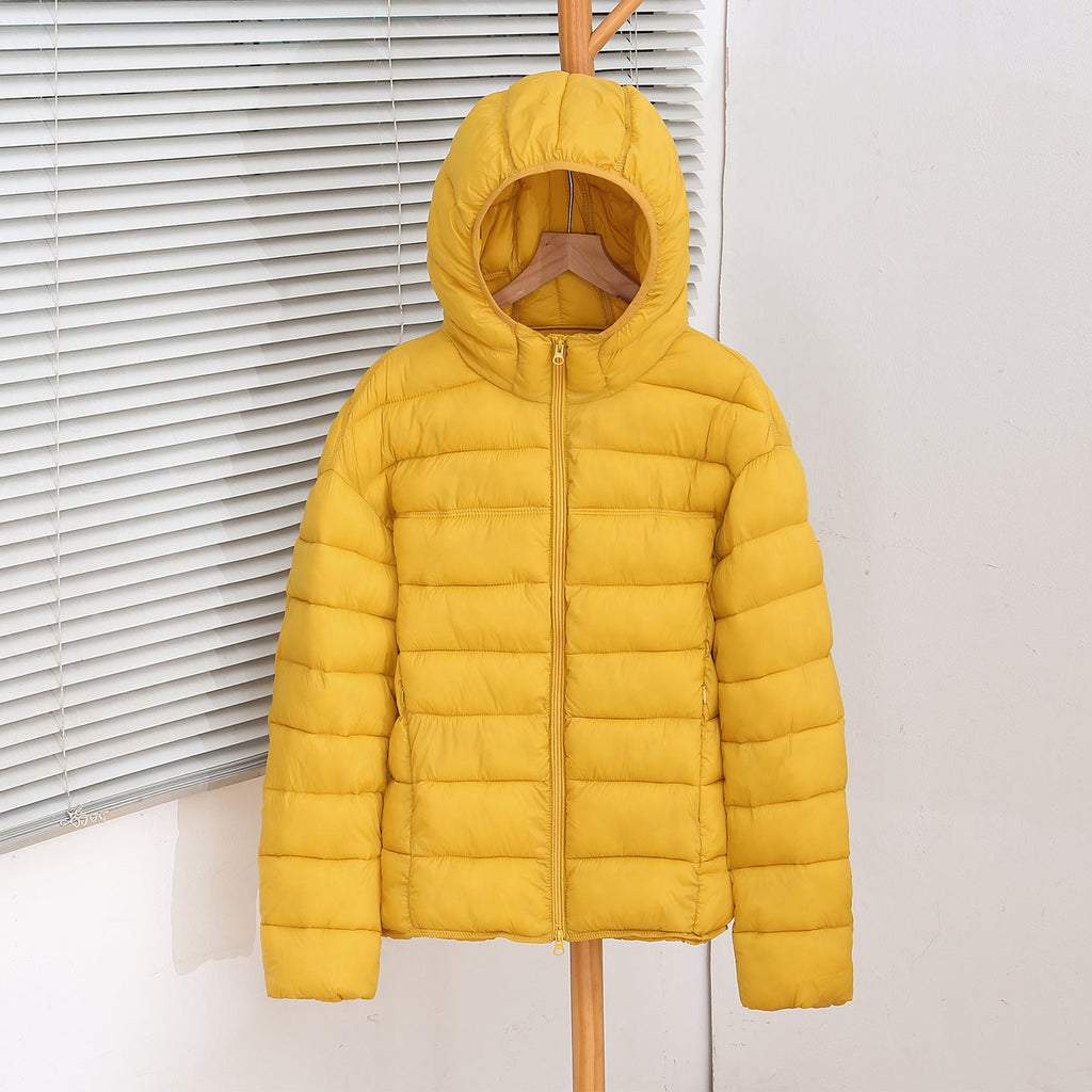 Veste courte matelassée ultralégère pour femmes avec isolation thermique, capuche ergonomique et design compressible Echo Archiv