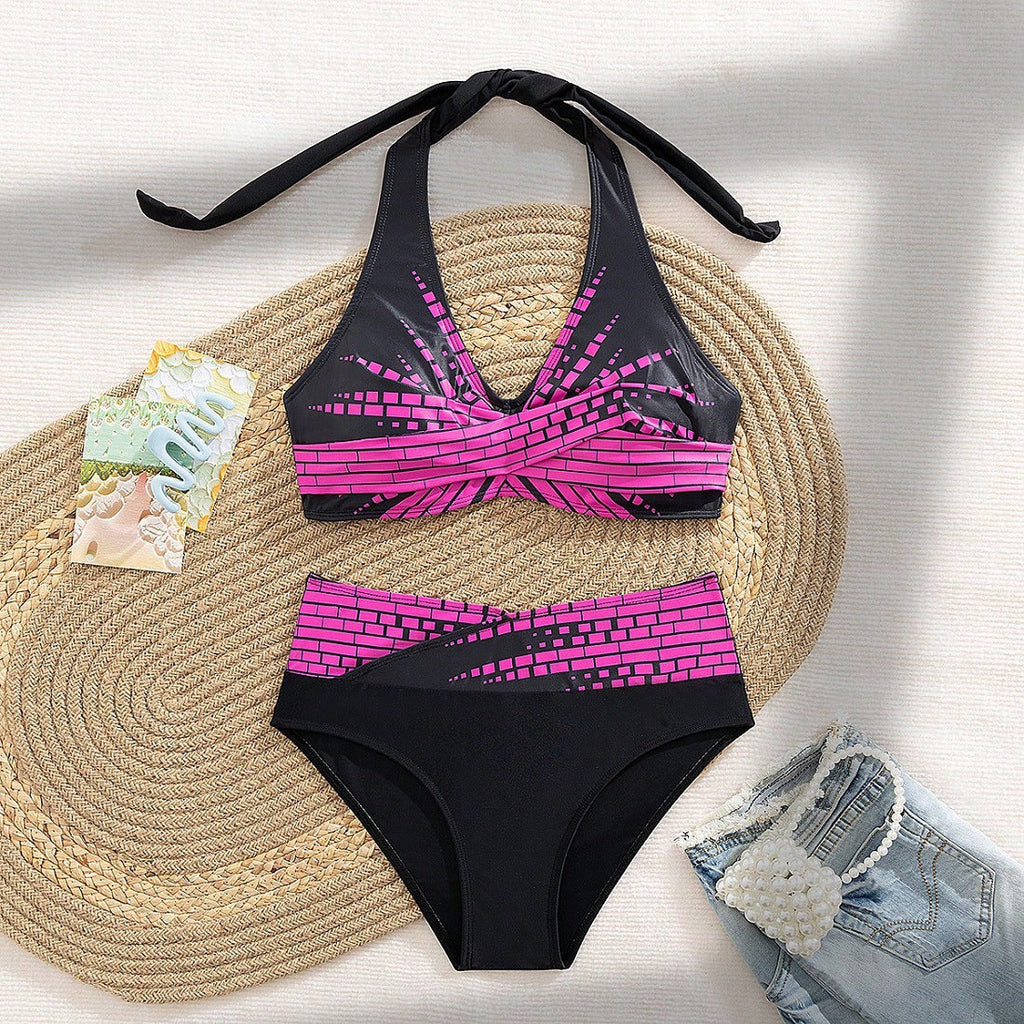 Bikini triangle pour femmes avec coupe à la mode et design graphique R&B