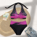 Bikini triangle pour femmes avec coupe à la mode et design graphique R&B