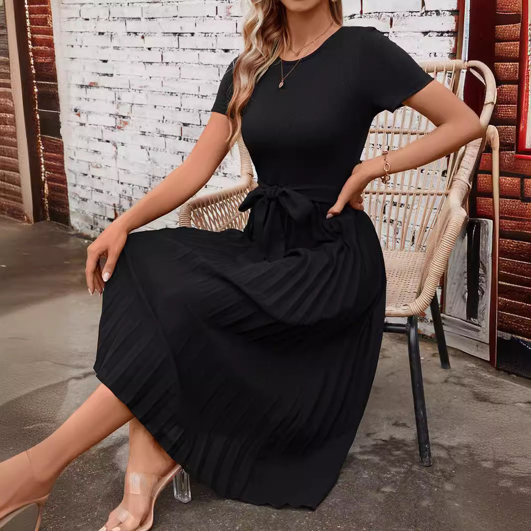 Robe midi élégante pour femmes avec design cintré et jupe fluide R&B