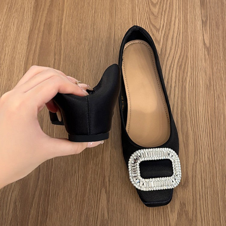 Ballerines élégantes pour femmes avec des détails en strass scintillants R&B