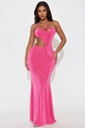 Robe maxi ajustée pour femmes avec décolleté plongeant et détails découpés R&B