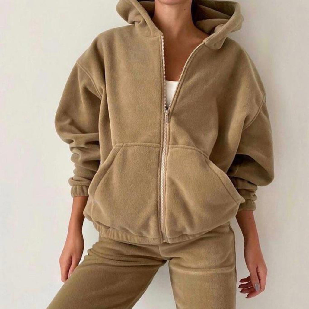 Ensemble de sweat à capuche oversize pour femmes avec poche kangourou et pantalon de jogging cargo