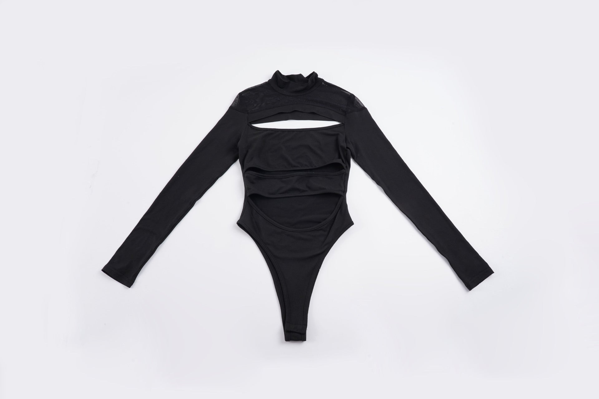 Body à manches longues pour femmes avec un design découpé raffiné et un élégant col montant R&B