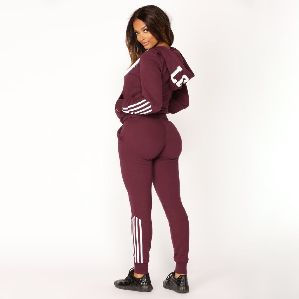 Ensemble de sweat à capuche zippé et de joggers slim pour femmes en French Terry avec des bandes contrastantes Echo Archiv